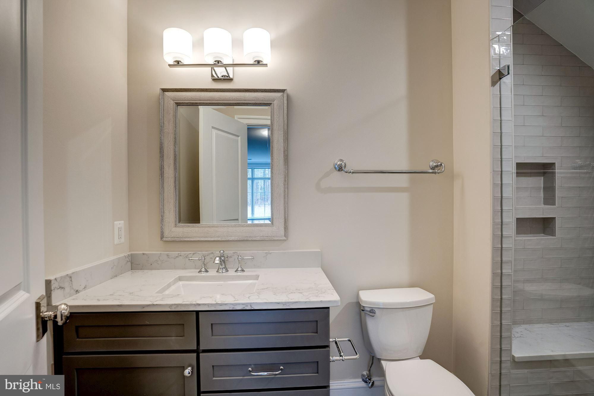 1106 Towlston Road McLean, VA 22102 - Photo 42 of 74 Bedroom #4's Bathroom