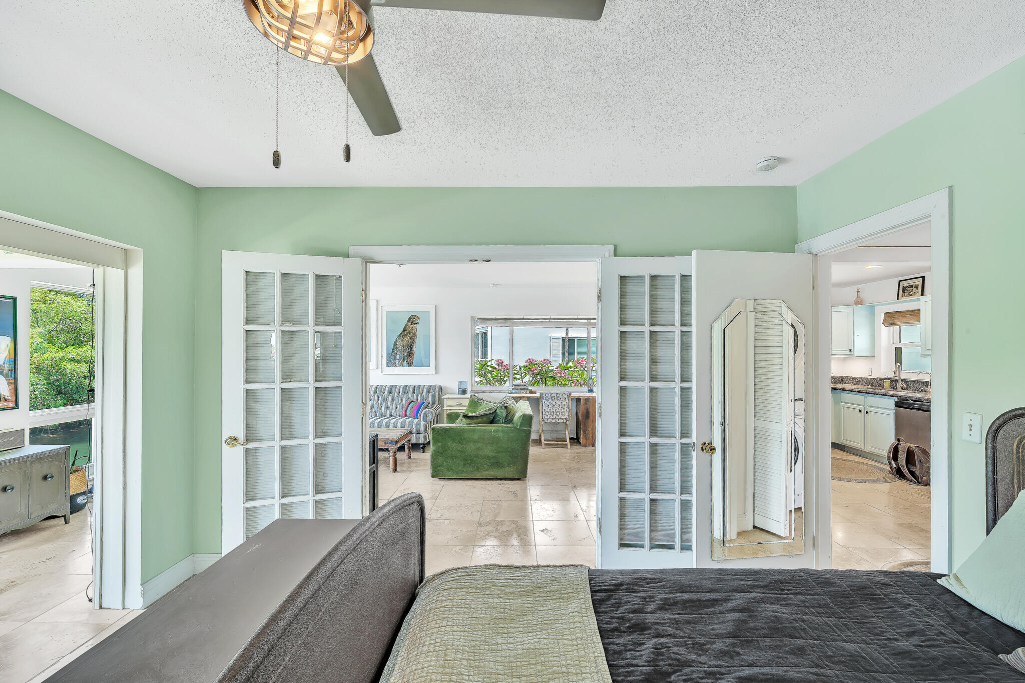 711 Northeast Harbour Terrace, Unit 4120 Boca Raton, FL 33431 - Photo 19 of 37 a living room with furniture