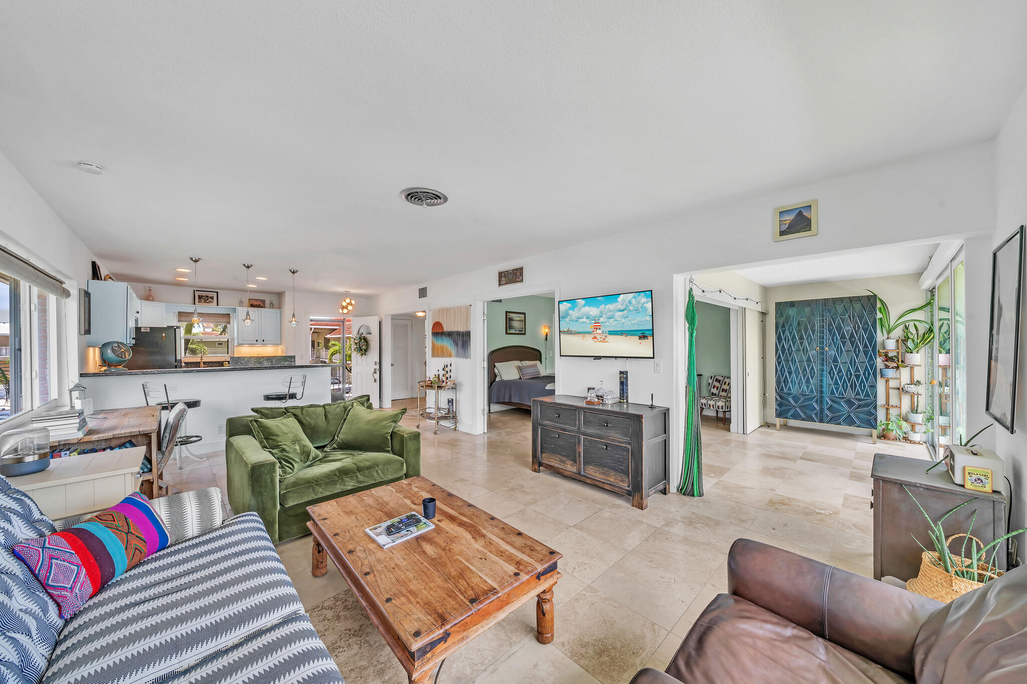 711 Northeast Harbour Terrace, Unit 4120 Boca Raton, FL 33431 - Photo 26 of 37 a living room with furniture and a rug