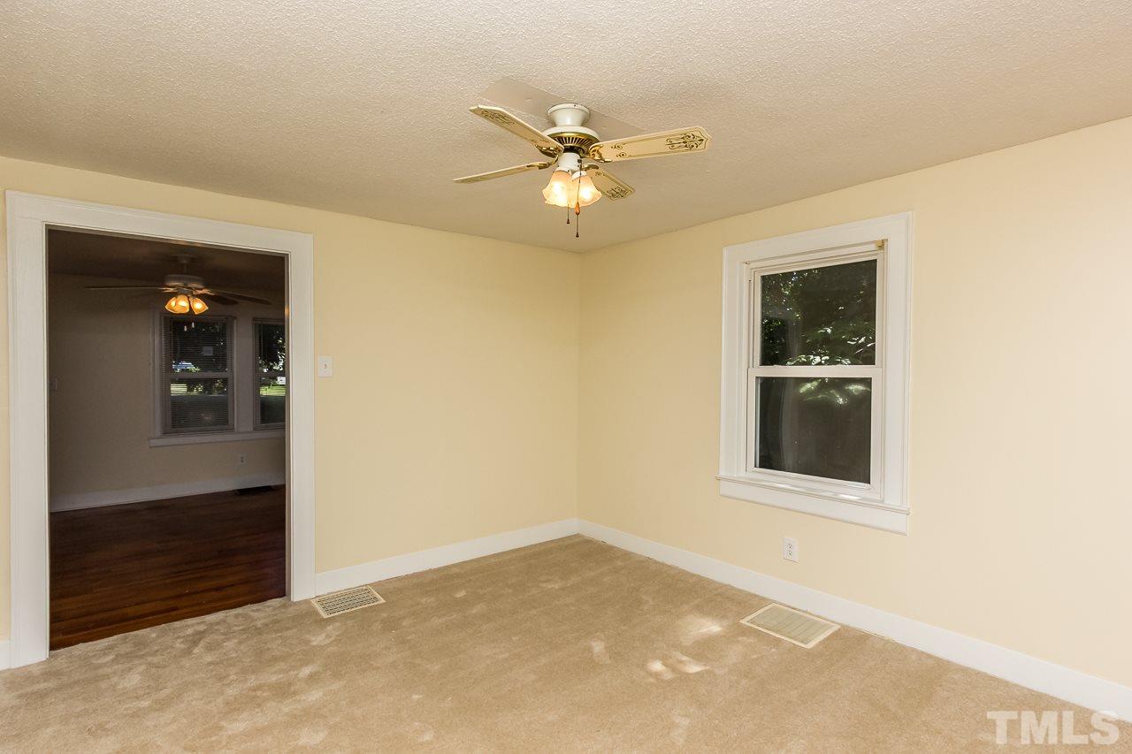 2512 Rochelle Street Durham, NC 27703 - Photo 15 of 23 Gallery Image 15