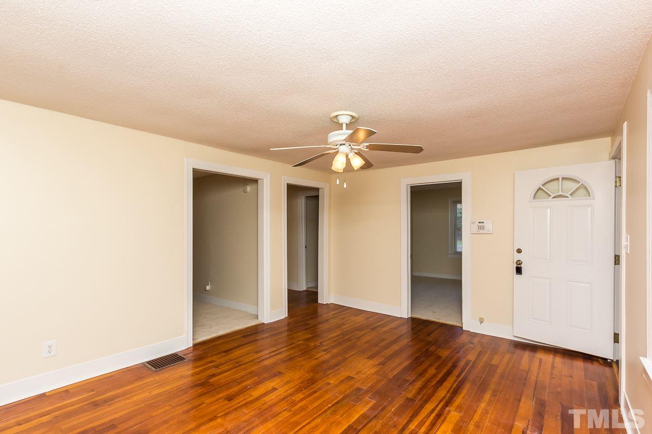 2512 Rochelle Street Durham, NC 27703 - Photo 4 of 23 Gallery Image 4