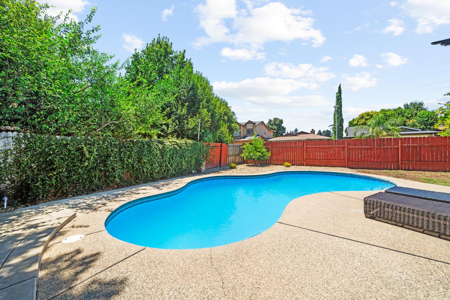 950 Rancho Roble Way Sacramento, CA 95834 - Photo 44 of 55
