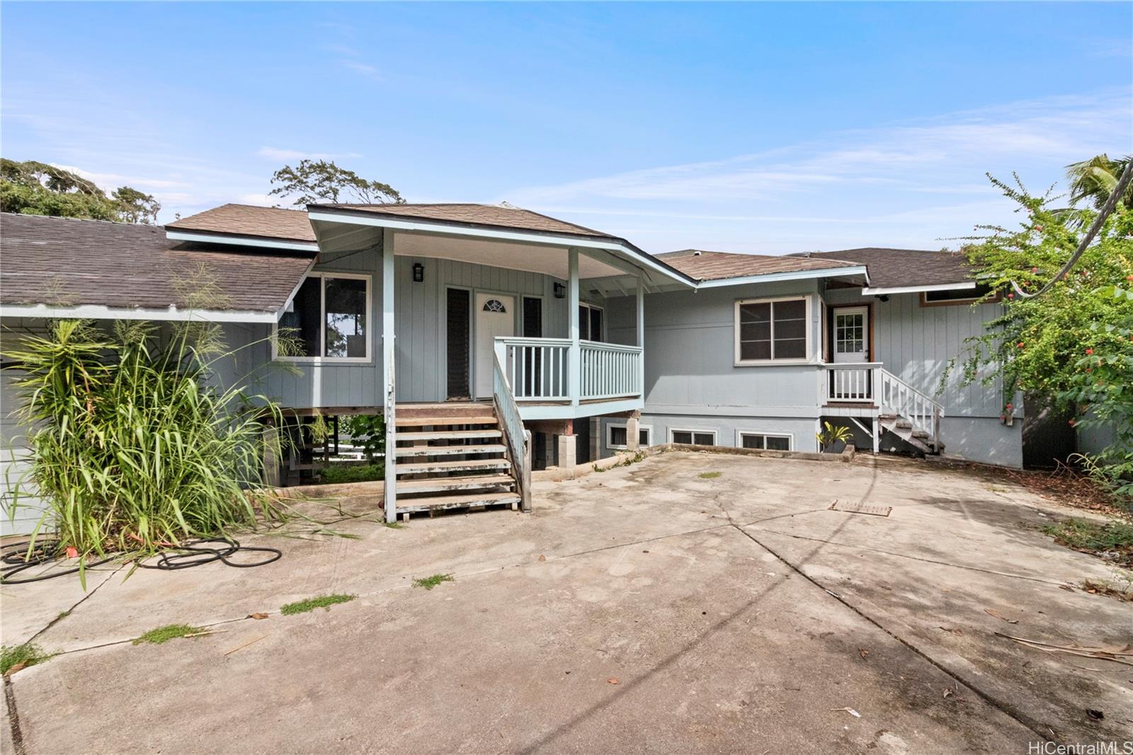 54-230 Hauula Homestead Road, Unit A Hauula, HI 96717 - Photo 20 of 22 a front view of house with street