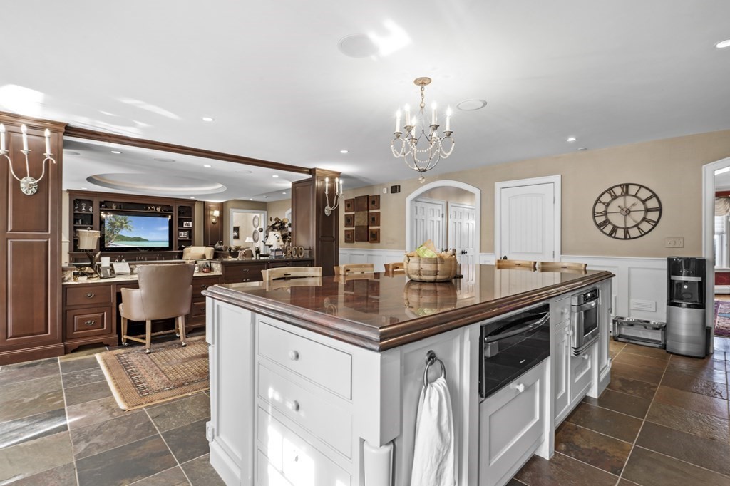 2 Stonecleave Lane Swampscott, MA 01907 - Photo 17 of 35