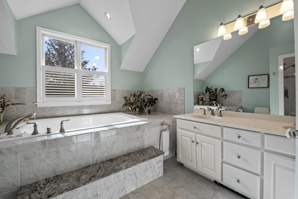 2 Stonecleave Lane Swampscott, MA 01907 - Photo 30 of 35