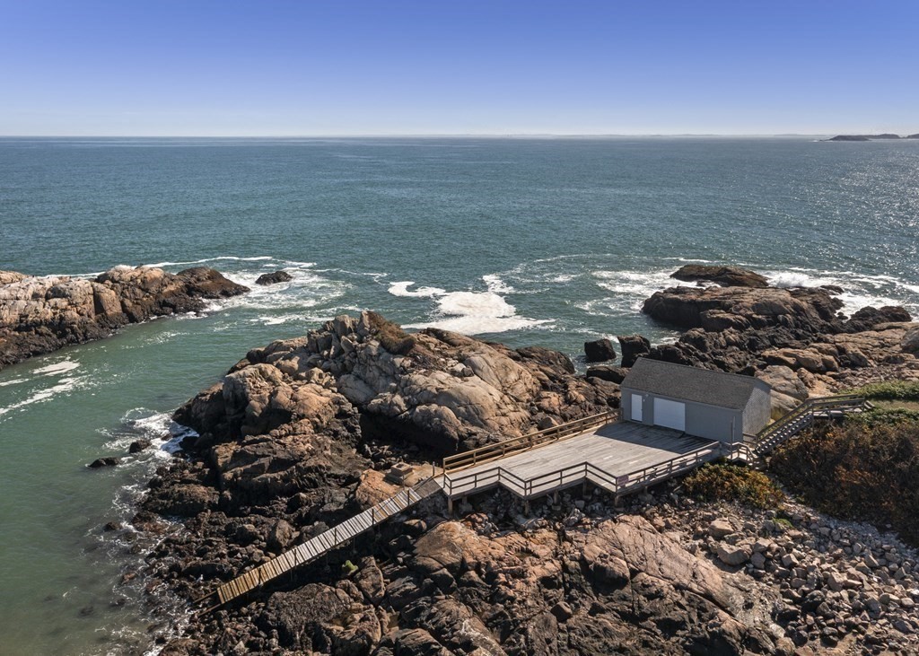 2 Stonecleave Lane Swampscott, MA 01907 - Photo 9 of 35