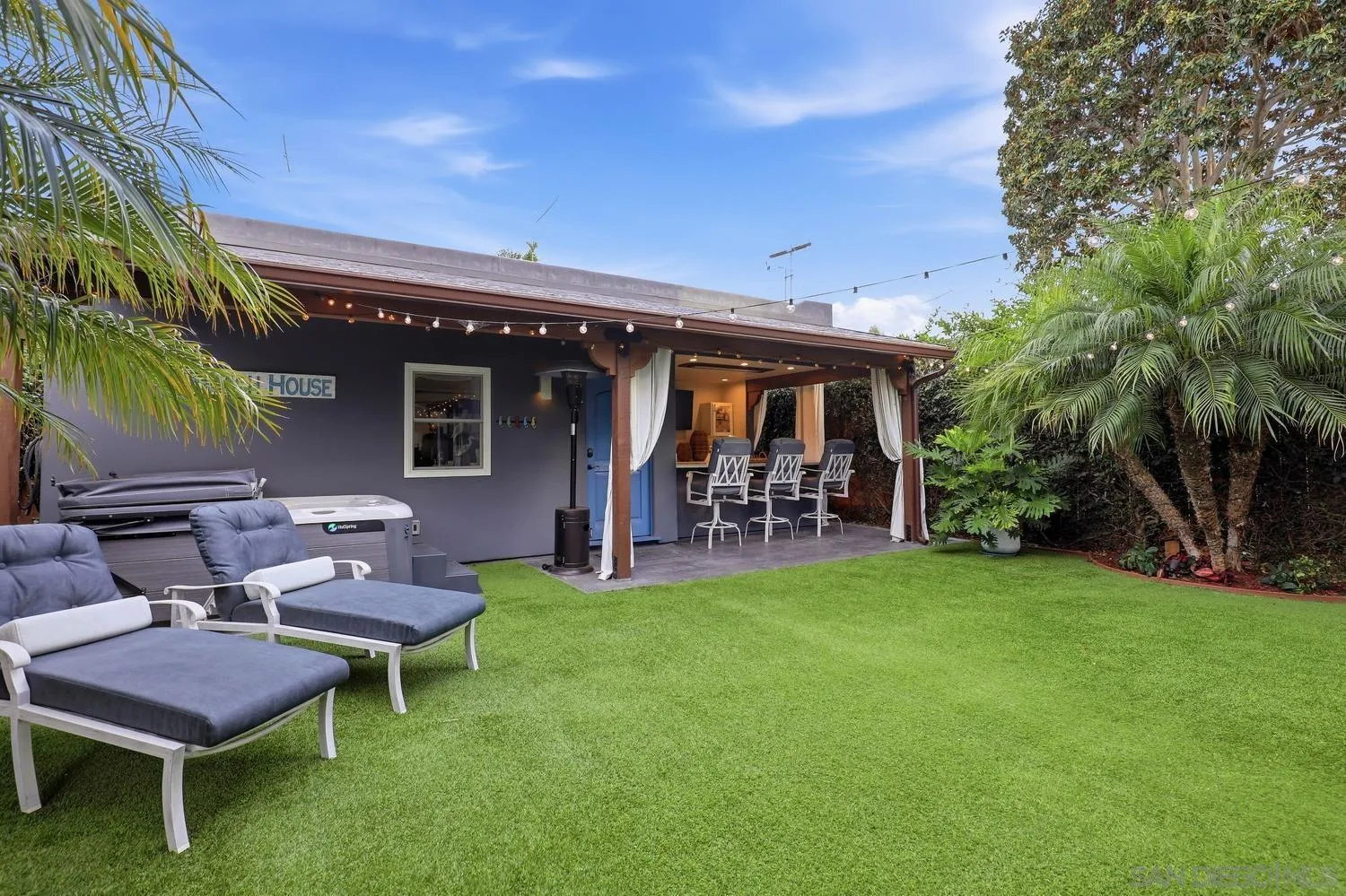 531 J Avenue Coronado, CA 92118 - Photo 41 of 58 a view of a chairs and table in the patio