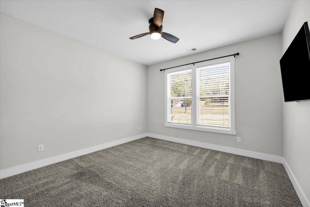 129 James Avenue Wellford, SC 29385 - Photo 2 of 36