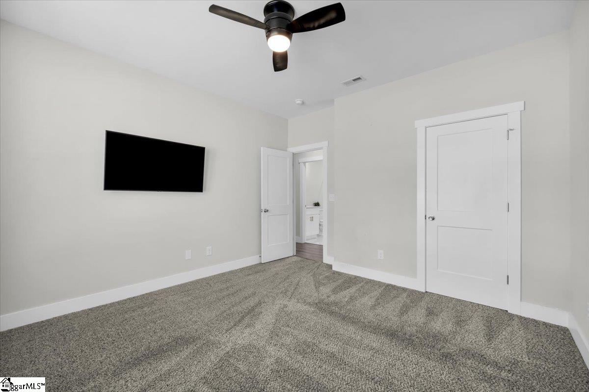 129 James Avenue Wellford, SC 29385 - Photo 3 of 36