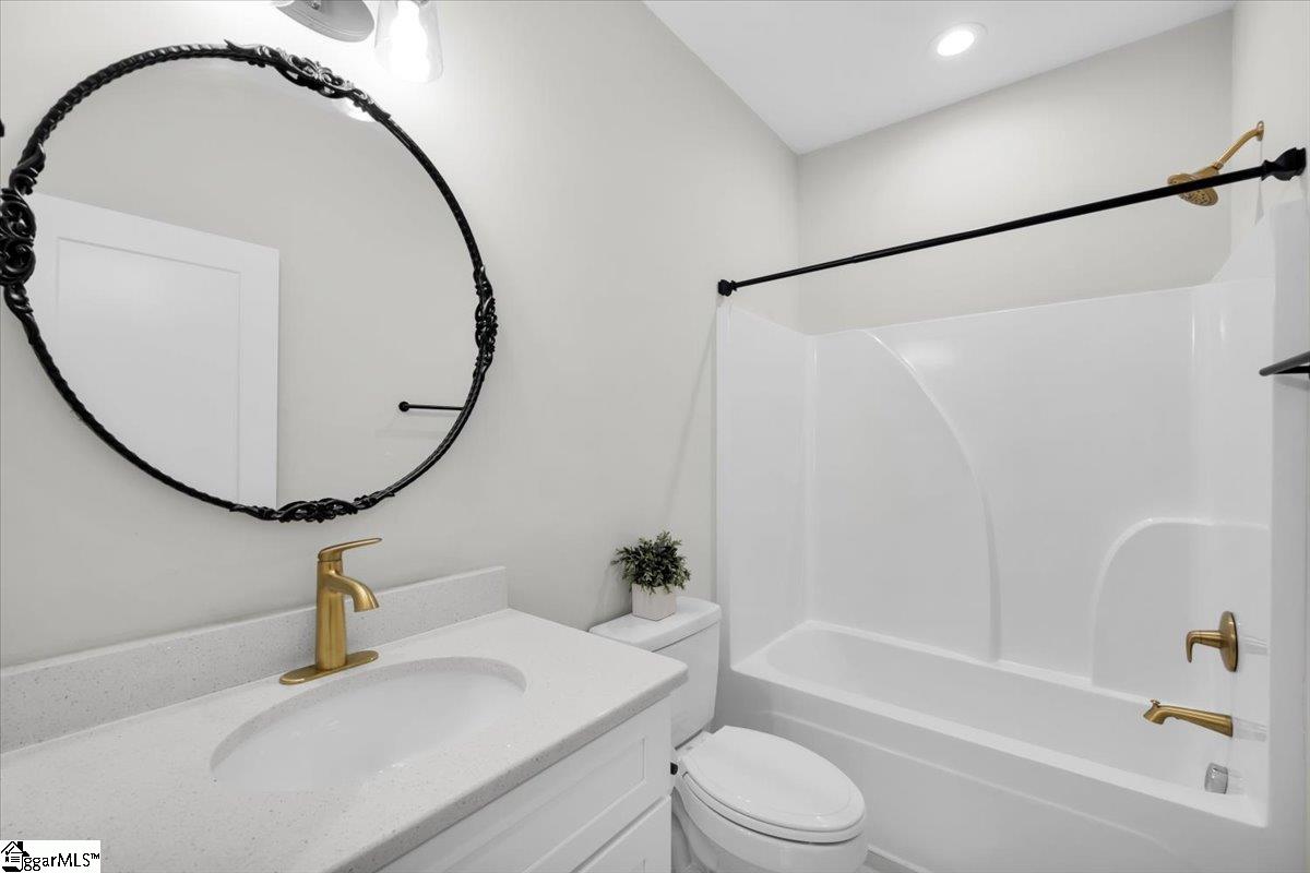 129 James Avenue Wellford, SC 29385 - Photo 4 of 36