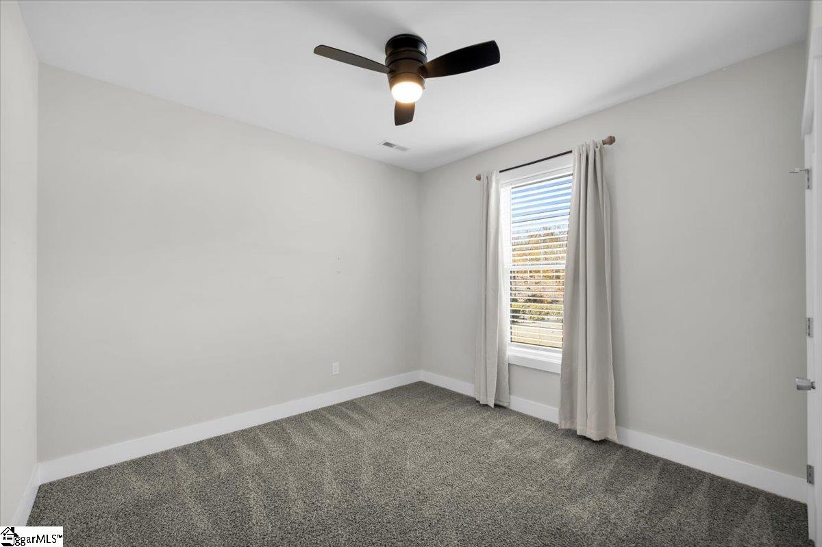 129 James Avenue Wellford, SC 29385 - Photo 5 of 36