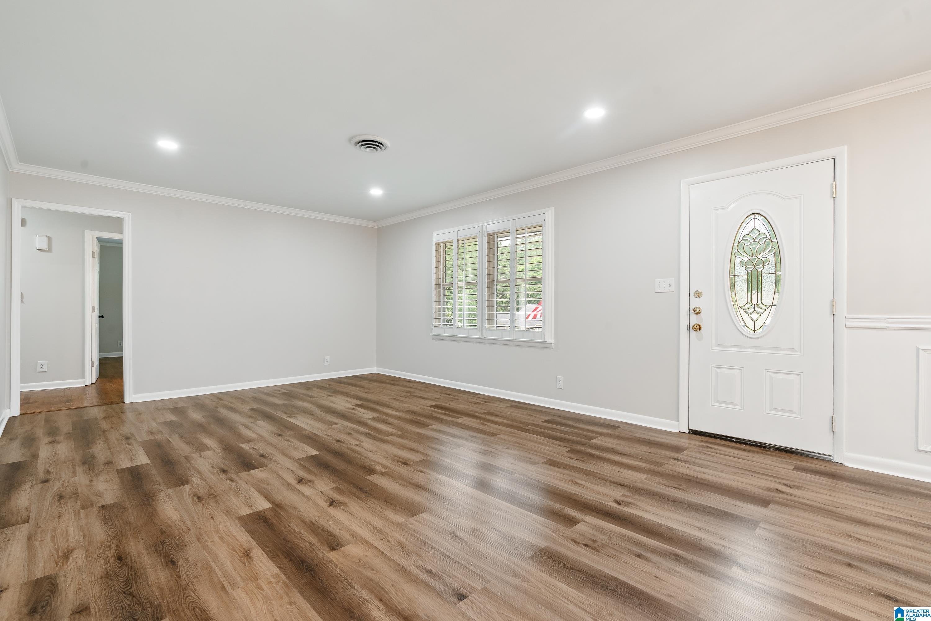 105 Woodland Road Bessemer, AL 35020 - Photo 13 of 38