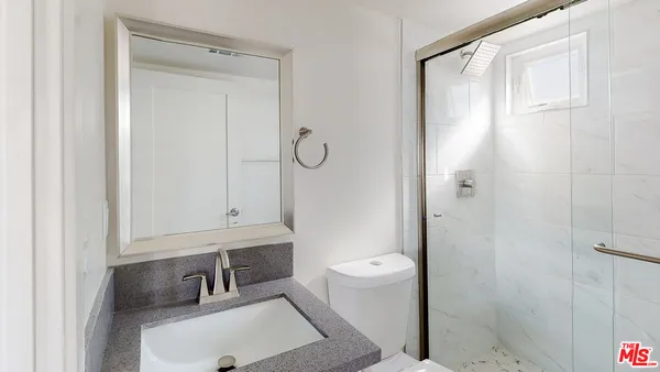 $3,574 | 236 Rosemont Avenue, Unit 1/2, Los Angeles, CA 90026
