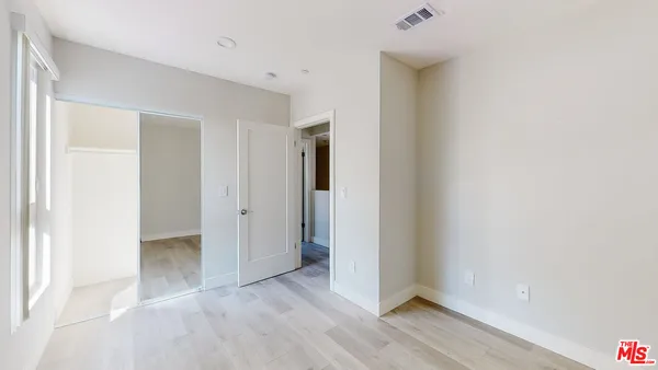 $3,574 | 236 Rosemont Avenue, Unit 1/2, Los Angeles, CA 90026