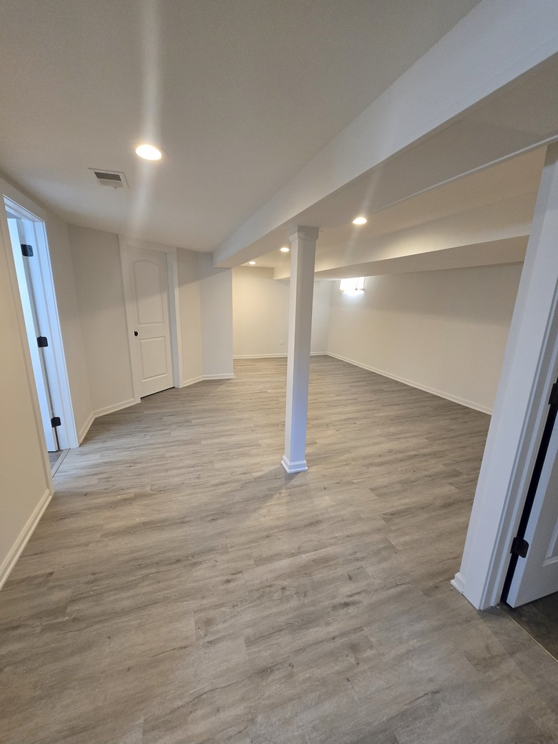 7740 West Norwood Street Chicago, IL 60631 - Photo 10 of 24 a view of a hallway