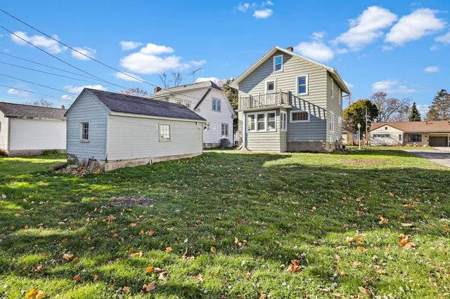 $203,000 | 115 Cleveland Street, Beaver Dam, WI 53916