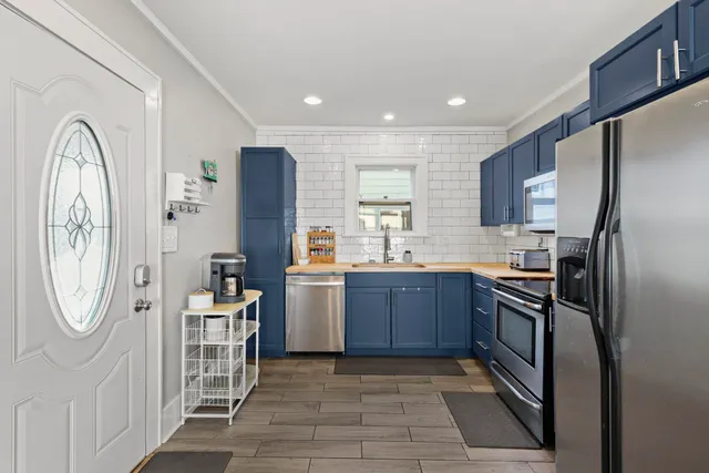 $203,000 | 115 Cleveland Street, Beaver Dam, WI 53916