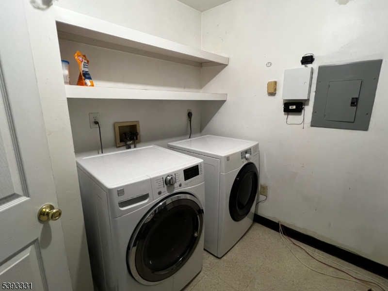 1007 Magnolia Lane Somerville, NJ 08876 - Photo 12 of 13 a utility room with dryer and washer