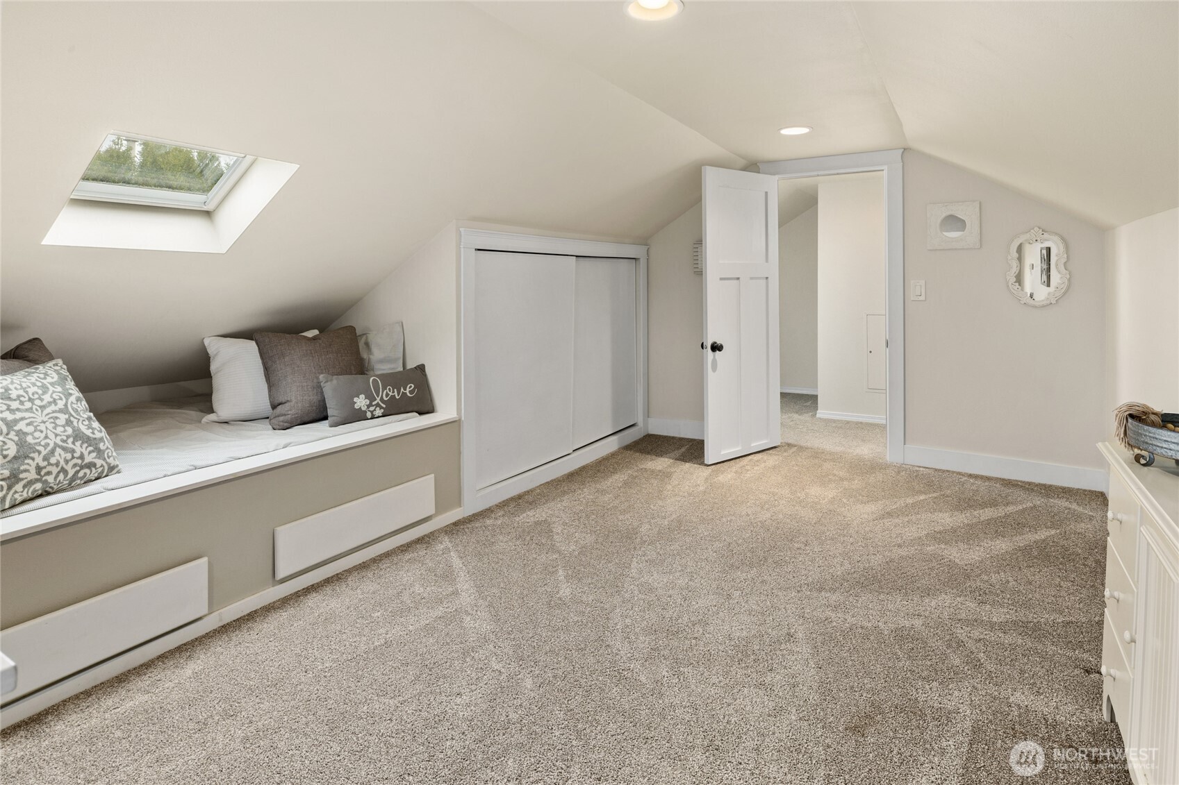 2024 Wells Street Enumclaw, WA 98022 - Photo 12 of 37