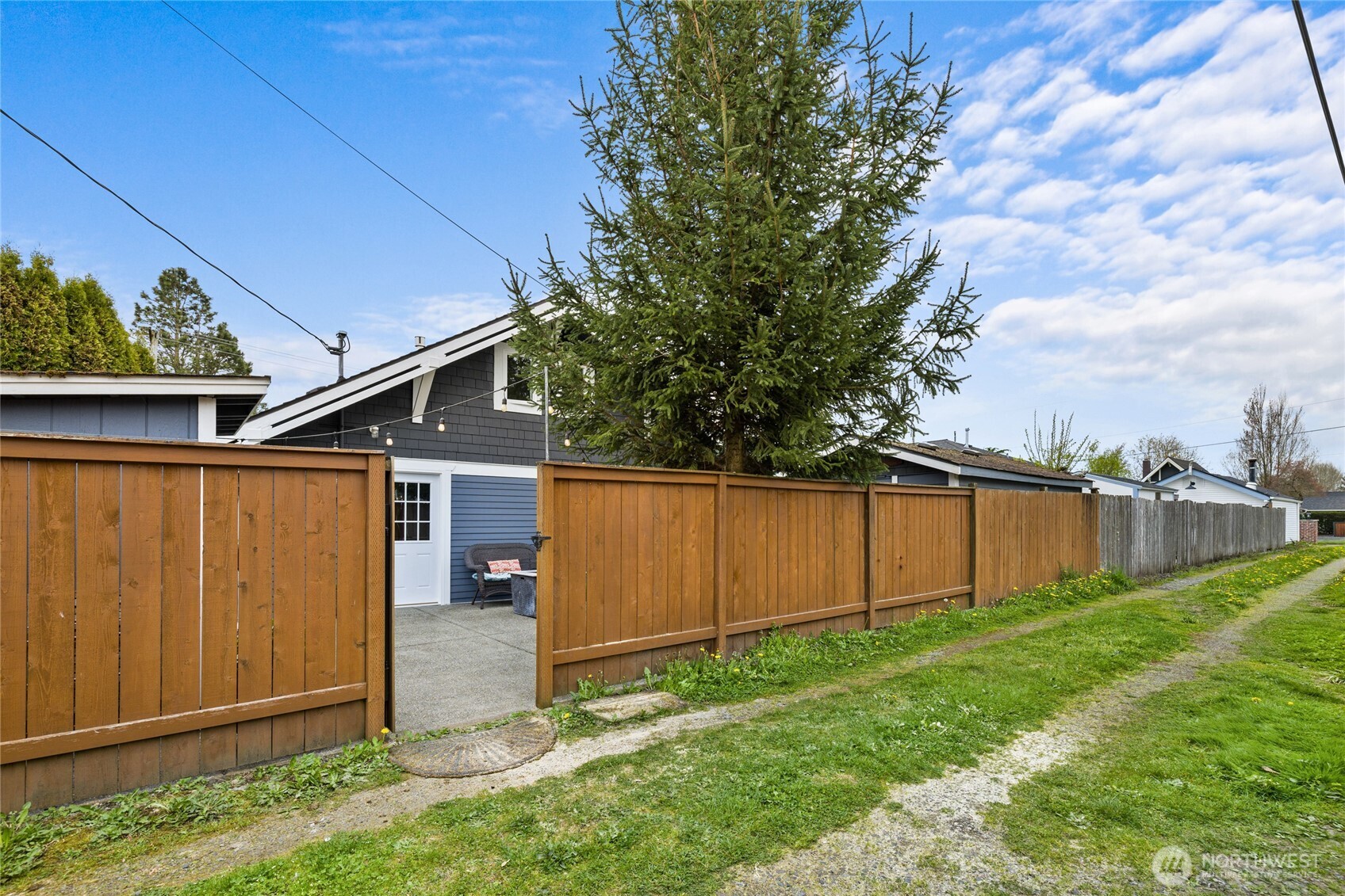 2024 Wells Street Enumclaw, WA 98022 - Photo 30 of 37