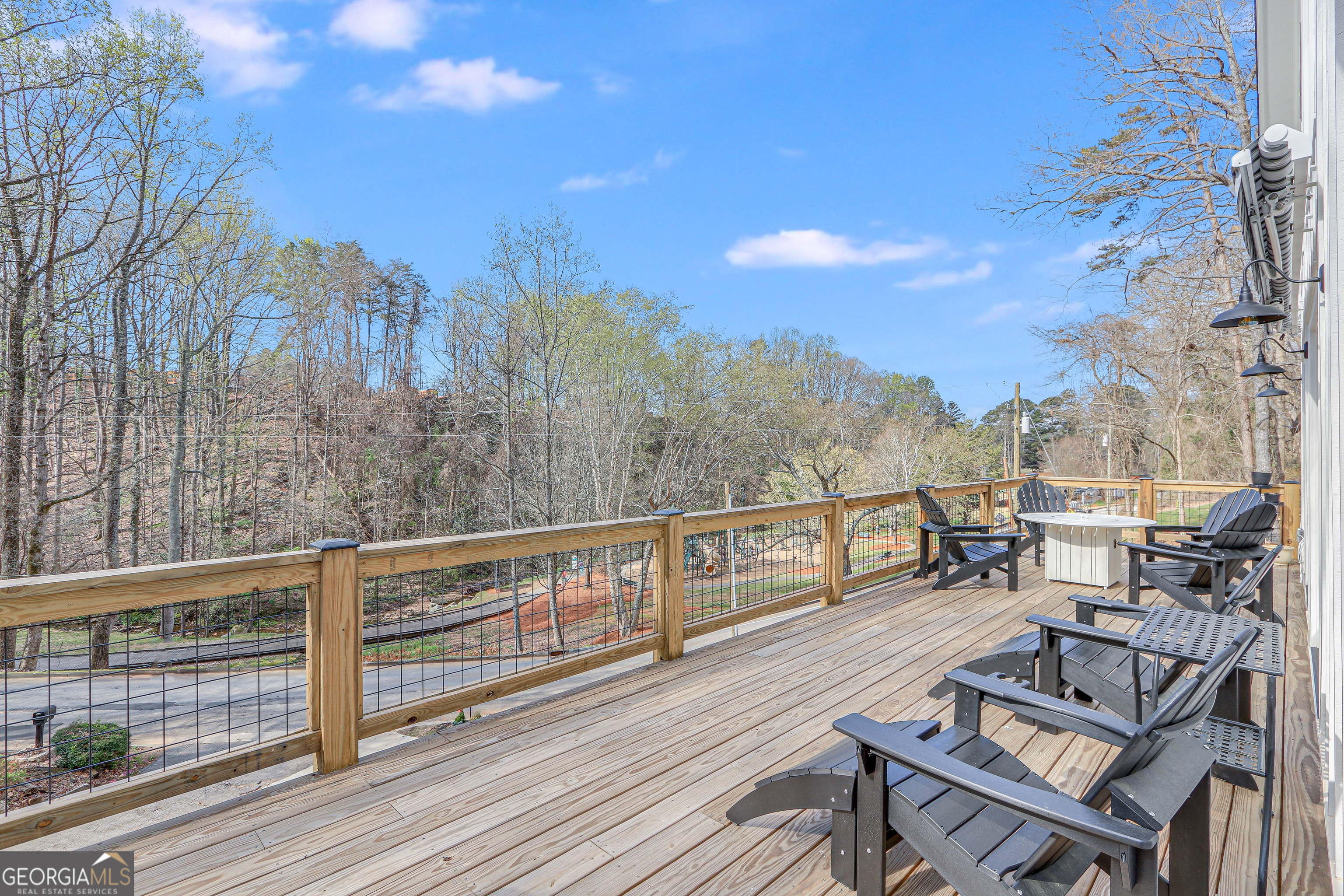 804 Wilshire Road Gainesville, GA 30501 - Photo 11 of 41 a view of outdoor seating