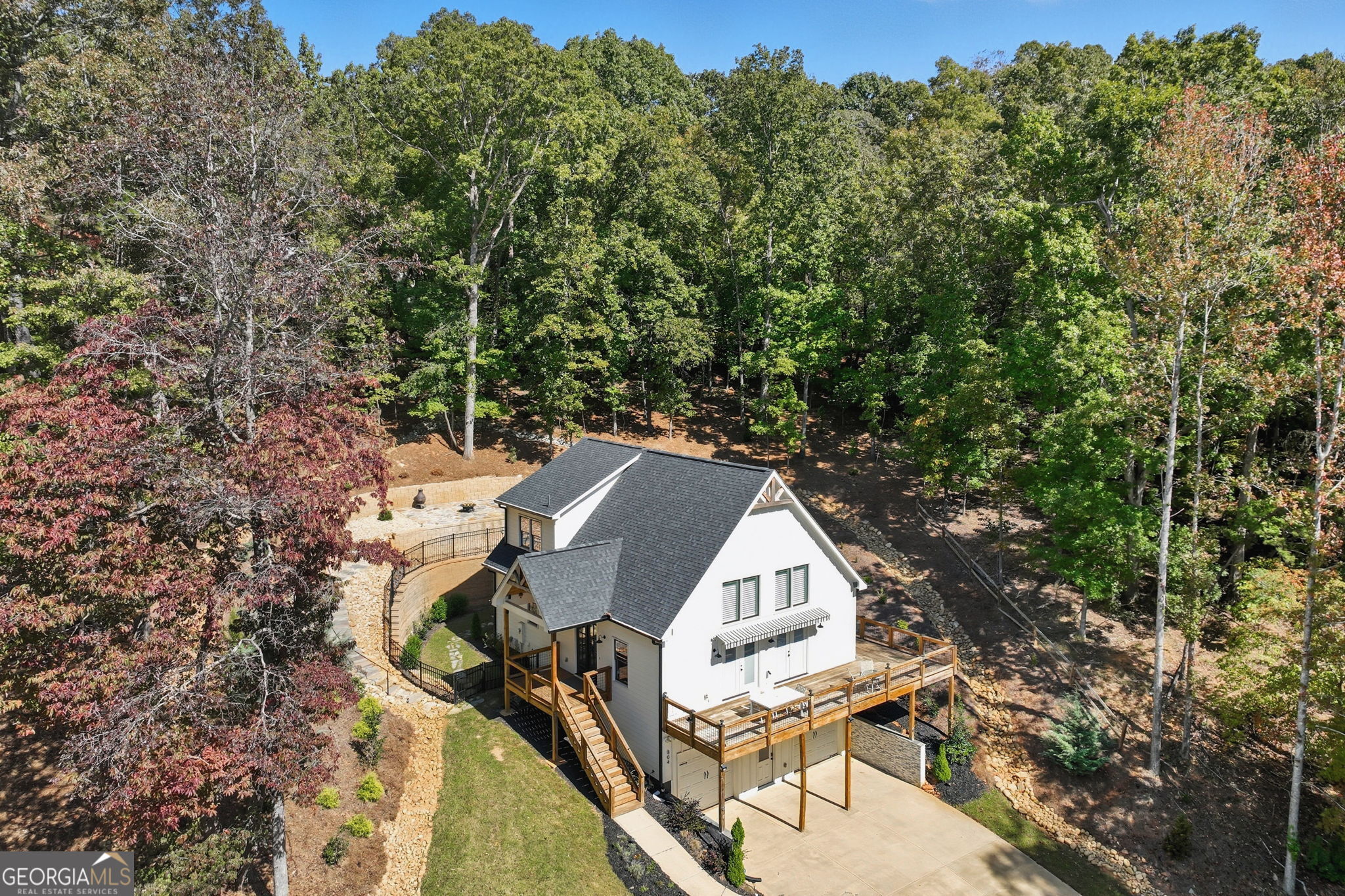 804 Wilshire Road Gainesville, GA 30501 - Photo 35 of 41 a view of a house with roof and sitting area