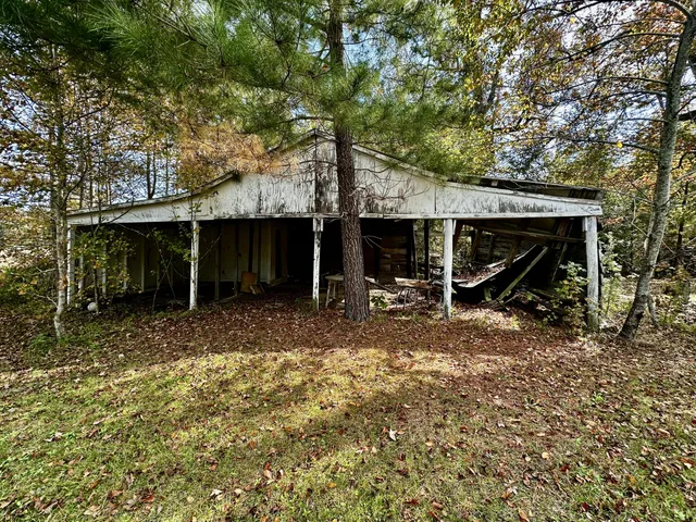 $135,000 | 952 County Rd S-45-455, Kingstree, SC 29556