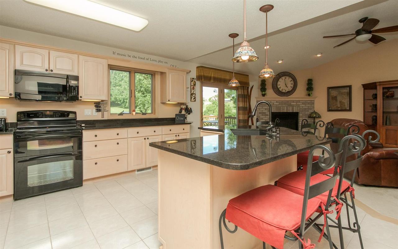 4139 Cedar Heights Trail Center Point, IA 52213 - Photo 12 of 25 Gallery Image 12