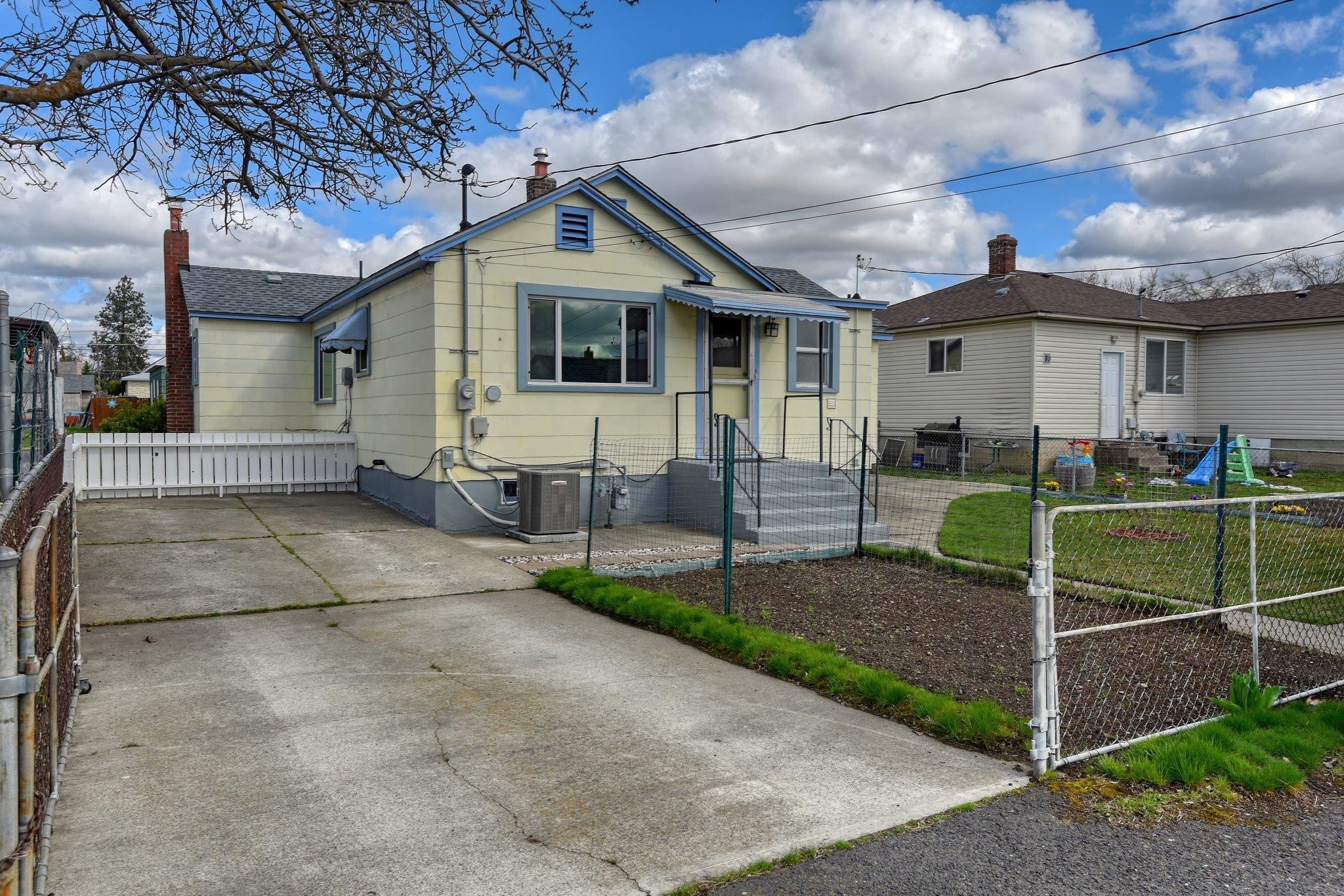 528 East Lacrosse Avenue Spokane, WA 99207 - Photo 41 of 50