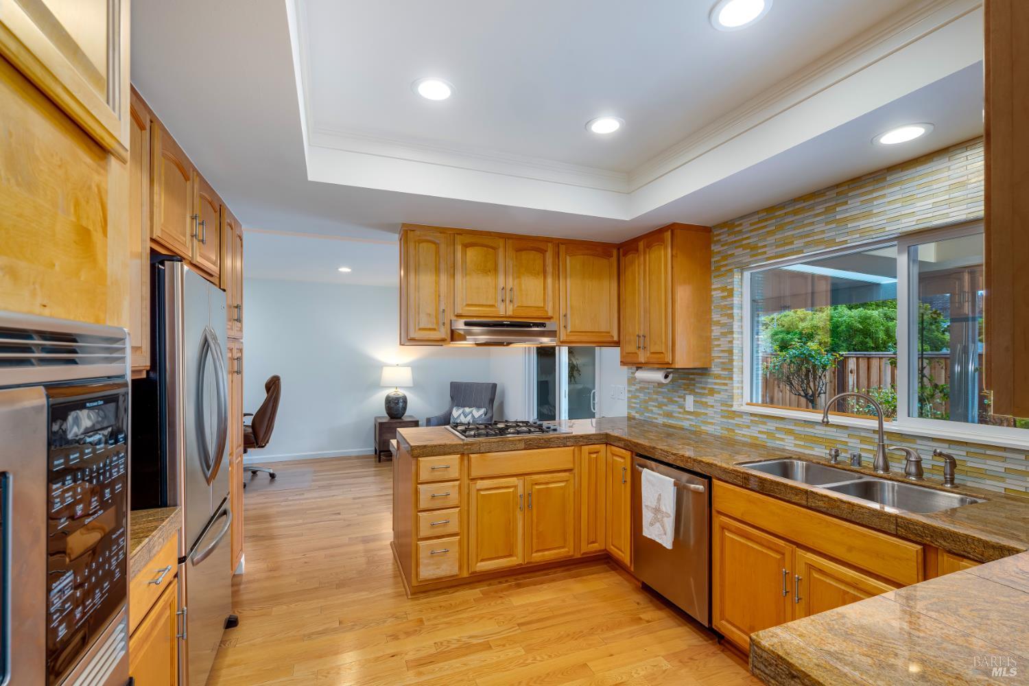 7000 Oak Leaf Drive Santa Rosa, CA 95409 - Photo 16 of 57