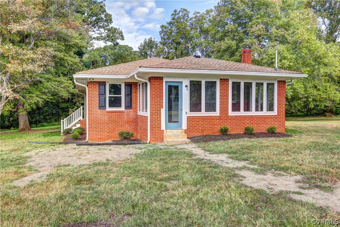 1820 Hawk Town Road Maidens, VA 23102 - Photo 7 of 46 a view of a house with yard and sitting area