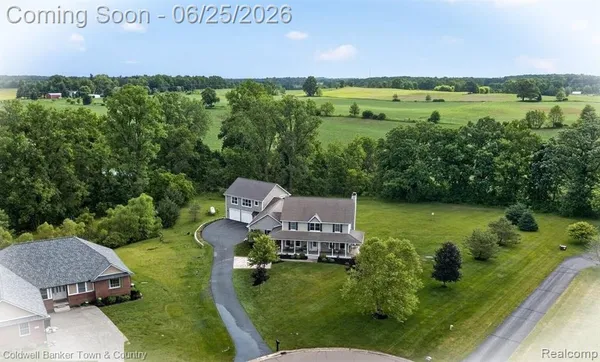 $775,000 | 918 Gray Fox Court, Howell, MI 48843