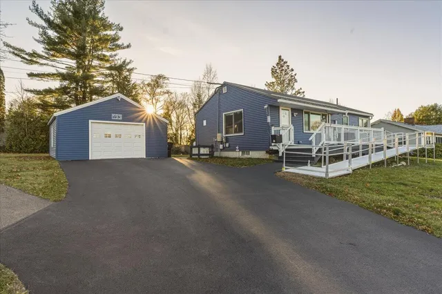 $290,000 | 193 Parkway North, Brewer, ME 04412