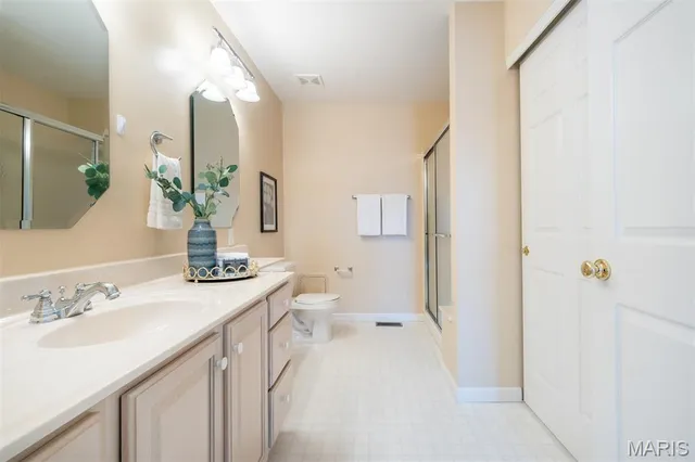 $369,900 | 13114 Walden Woods Court, St. Louis, MO 63146