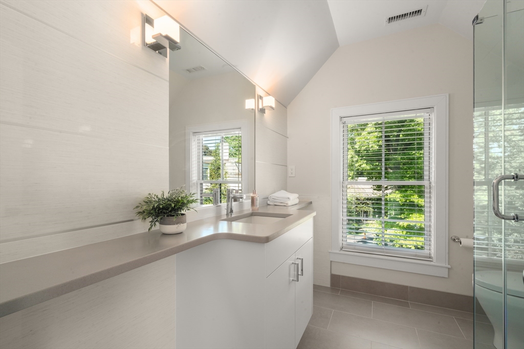 175 Coolidge Hill Road Cambridge, MA 02138 - Photo 29 of 42