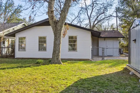 $484,000 | 3206 Goodwin Avenue, Austin, TX 78702
