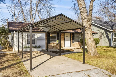 $489,000 | 3206 Goodwin Avenue, Austin, TX 78702
