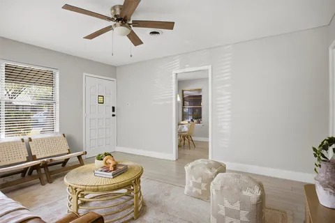 $484,000 | 3206 Goodwin Avenue, Austin, TX 78702