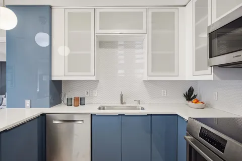 $489,000 | 3206 Goodwin Avenue, Austin, TX 78702