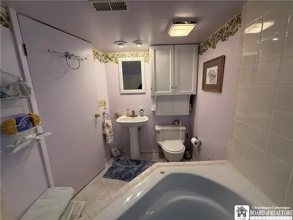 $179,900 | 164 Linwood Avenue, Jamestown, NY 14701