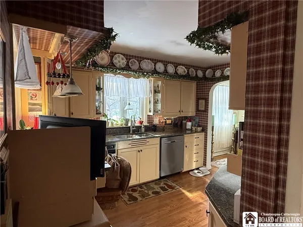 $179,900 | 164 Linwood Avenue, Jamestown, NY 14701