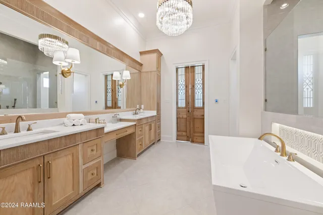 $1,199,000 | 202 Winding Wood Lane, Lafayette, LA 70508