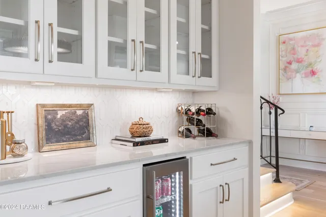 $1,199,000 | 202 Winding Wood Lane, Lafayette, LA 70508