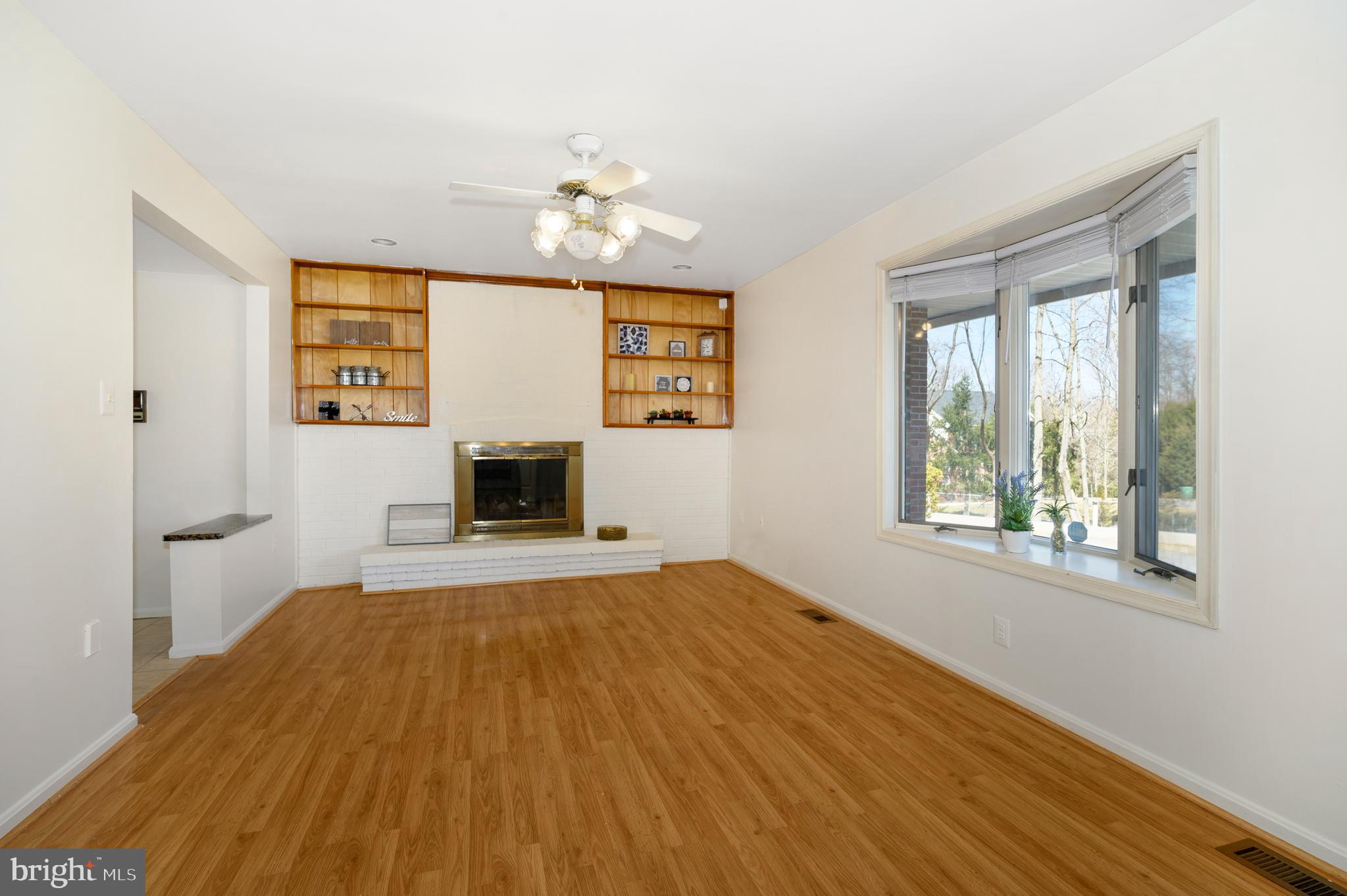 18 Homecrest Court Silver Spring, MD 20906 - Photo 12 of 31 Family Room Photo #1