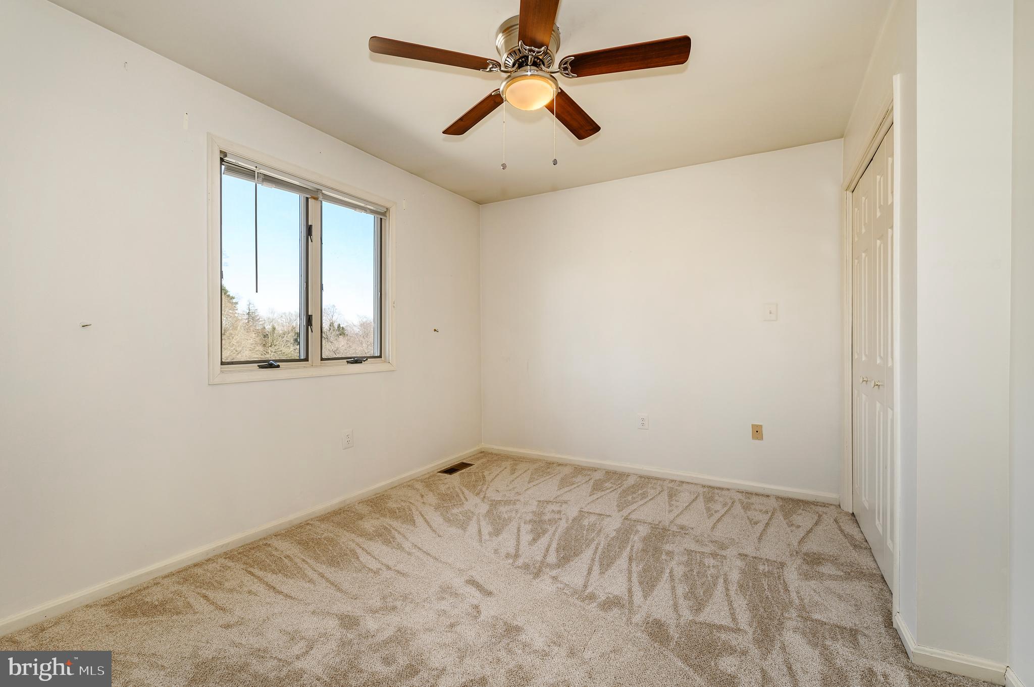 18 Homecrest Court Silver Spring, MD 20906 - Photo 26 of 31 4th Bedroom