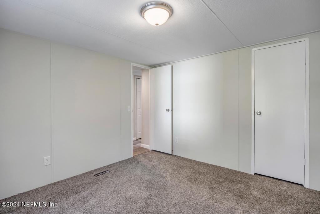 5557 Acadia Street Keystone Heights, FL 32656 - Photo 24 of 32 a view of an empty room