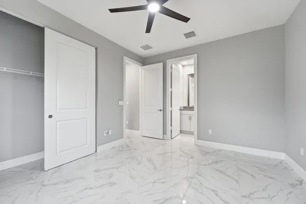 $3,500 | 6391 High Pointe Circle, Vero Beach, FL 32967