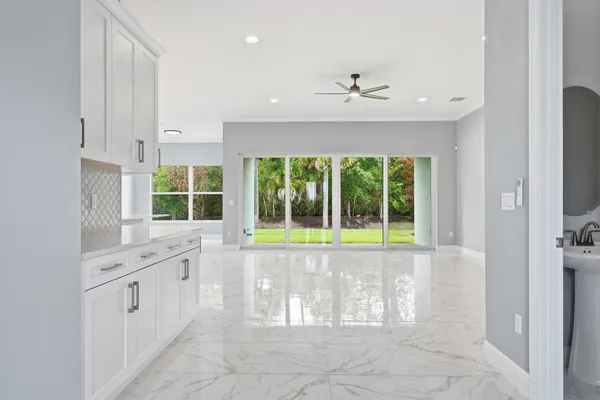 $3,500 | 6391 High Pointe Circle, Vero Beach, FL 32967