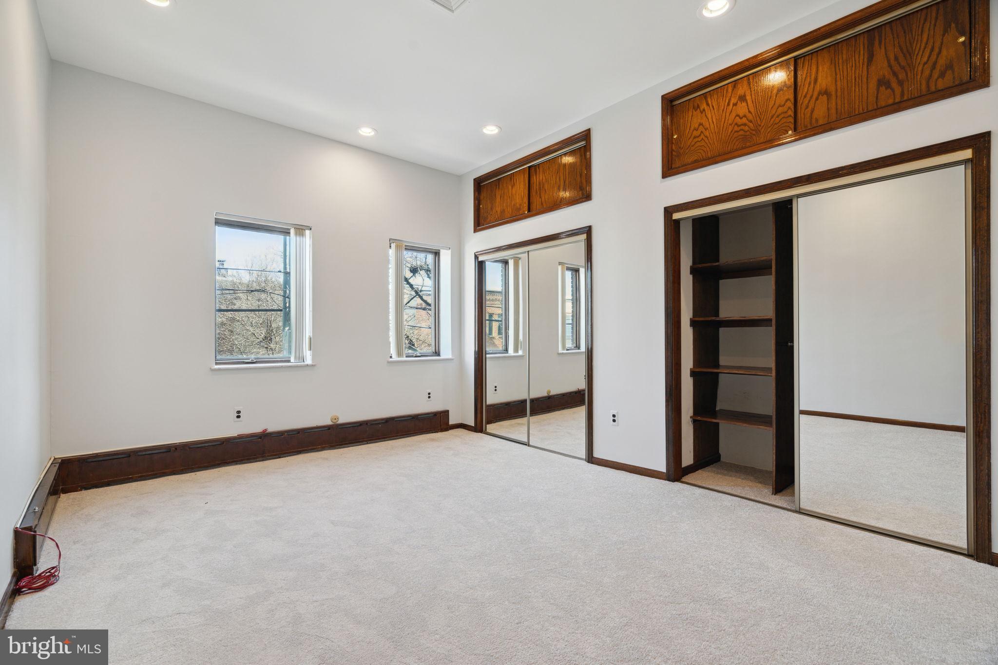 2426 South 20th Street Philadelphia, PA 19145 - Photo 16 of 31