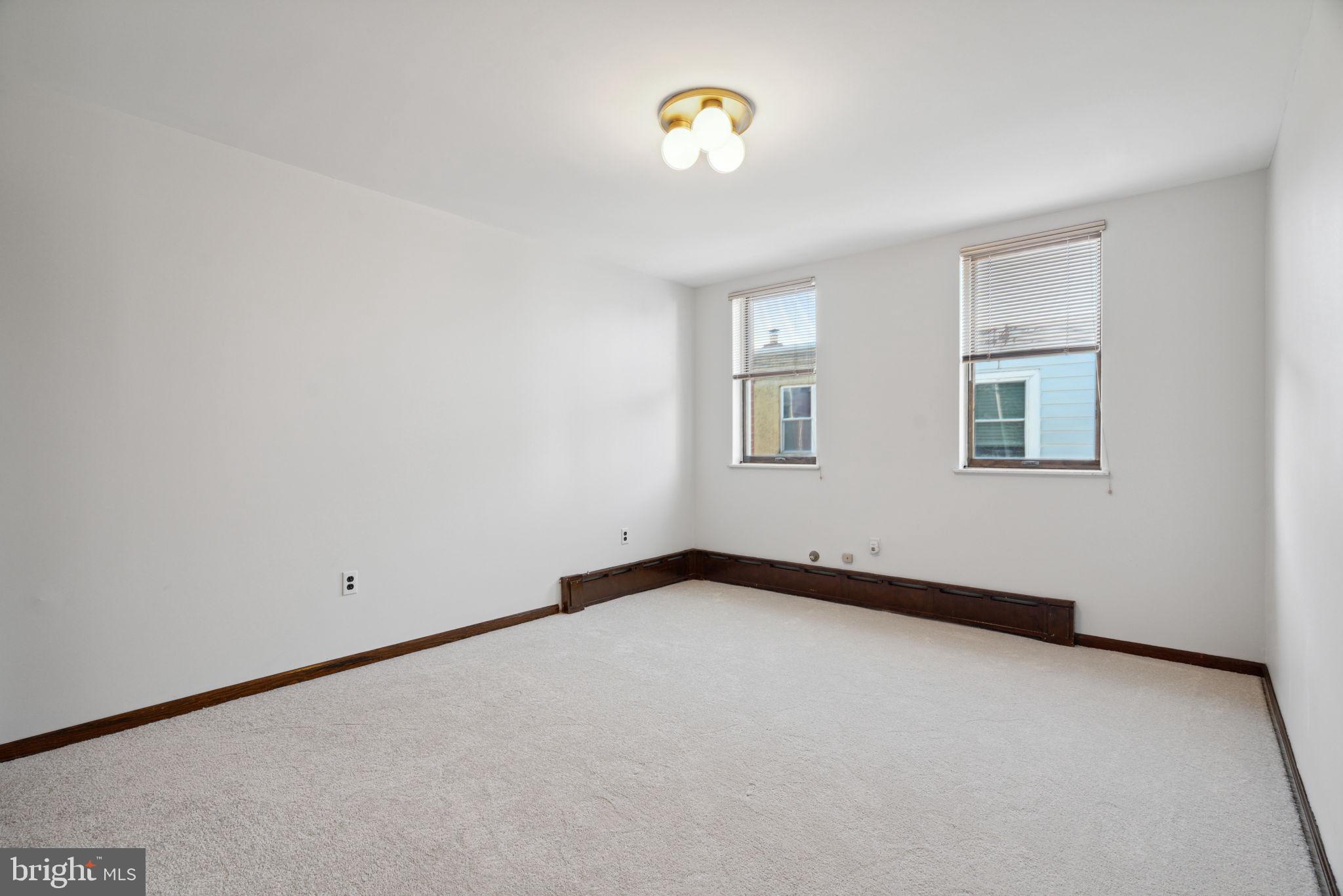 2426 South 20th Street Philadelphia, PA 19145 - Photo 19 of 31